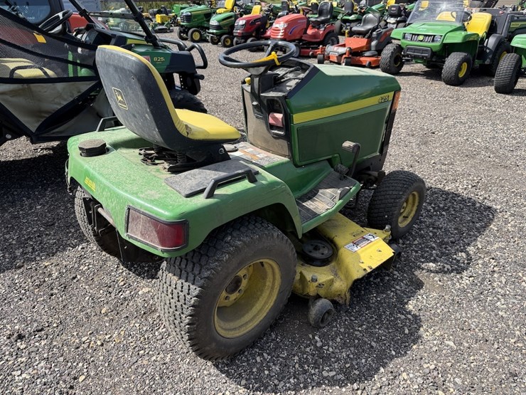 john-deere-425-image-6