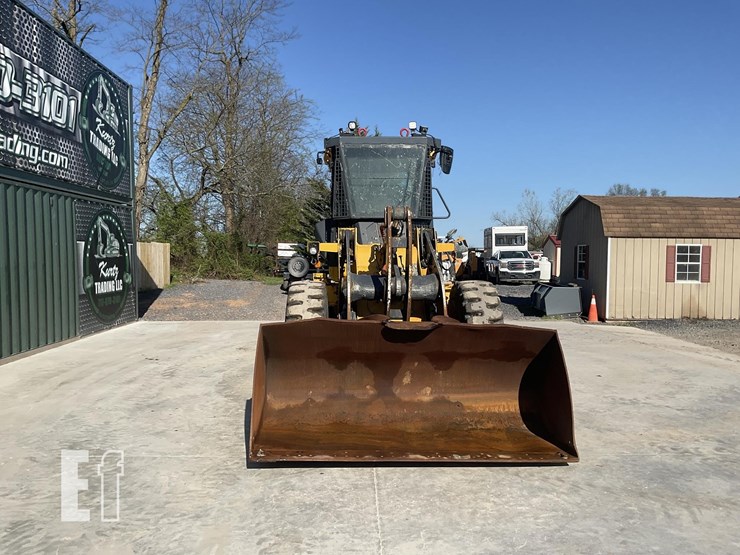 2021-deere-444-p-tier-image-7
