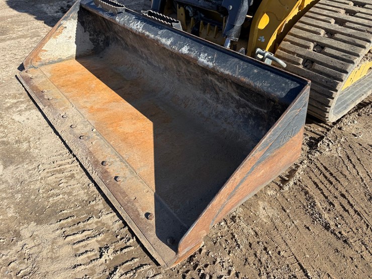 caterpillar-255-image-11