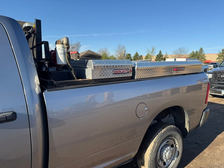 2021-dodge-2500-image-18
