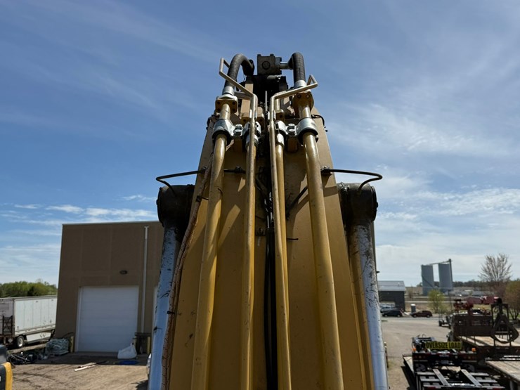 caterpillar-336-image-33