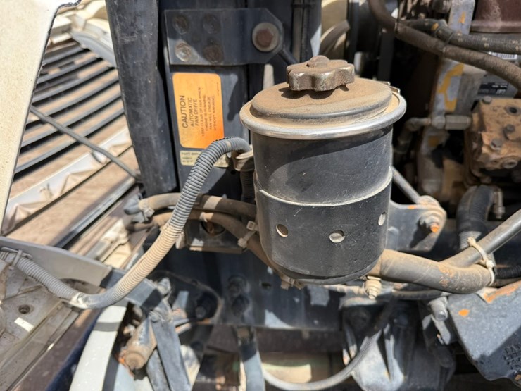 #6396-•-1997-ford-6911l-water-truck-image-14