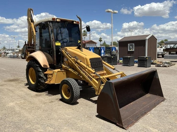 new-holland-555e-image-4