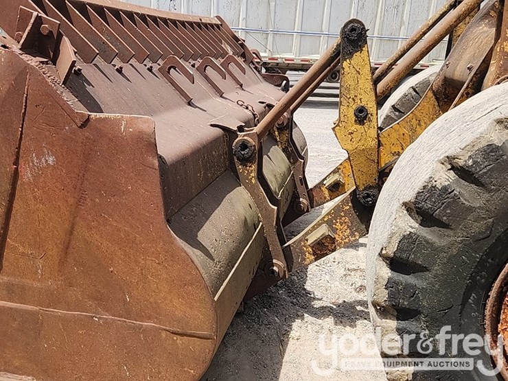 caterpillar-966c-image-25