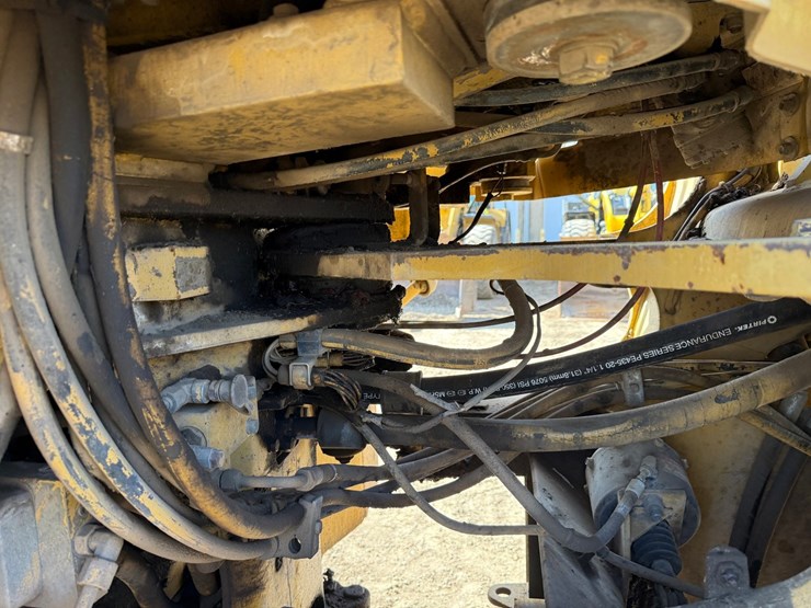 caterpillar-950f-image-46