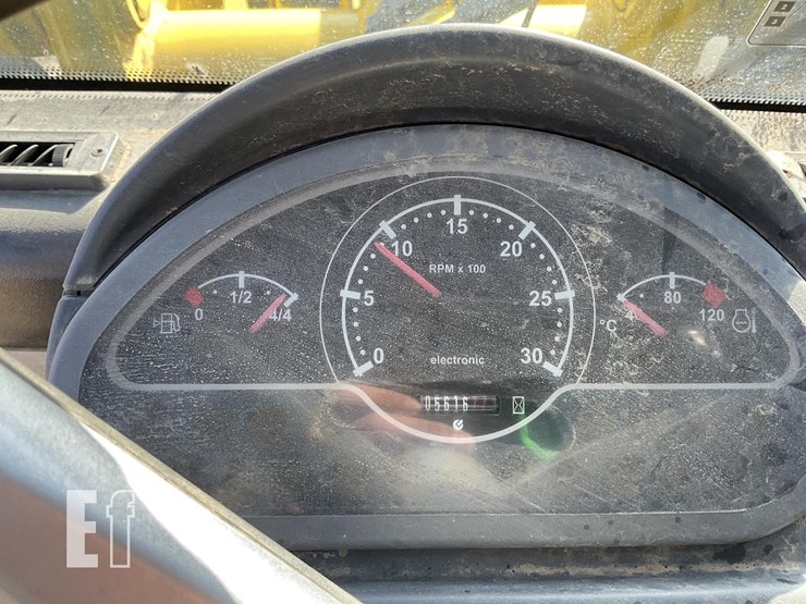 2016-yanmar-v8-image-17