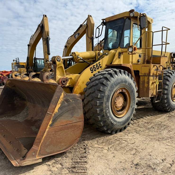 CATERPILLAR 966E