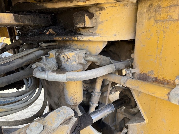 caterpillar-950f-image-34