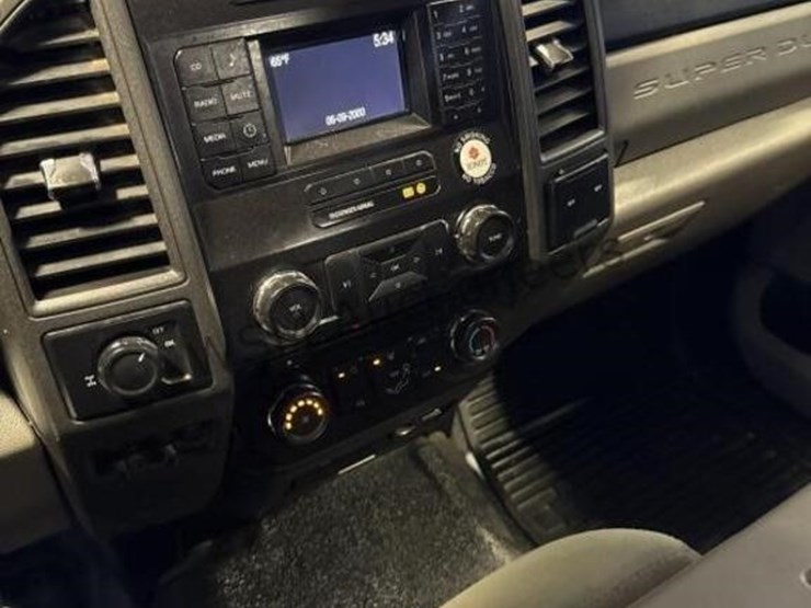 2017-ford-f250-image-21