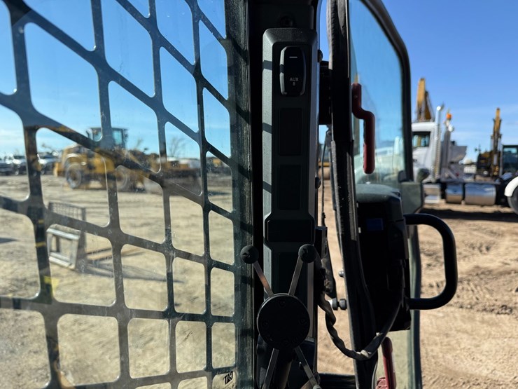 caterpillar-255-image-51