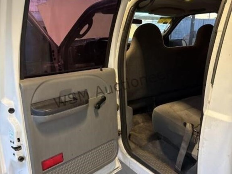 2005-ford-f250-image-29