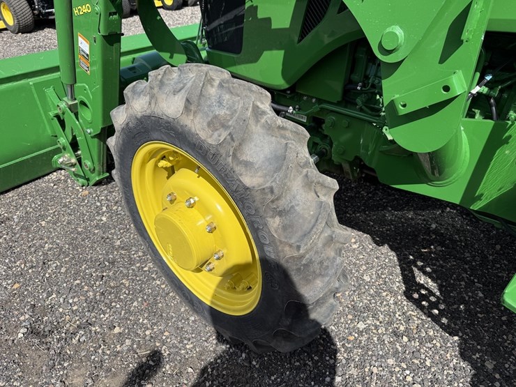 john-deere-5075e-image-8