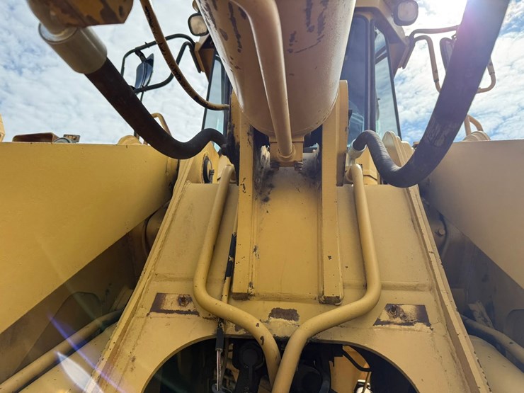 caterpillar-966e-image-30