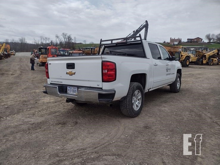 2017-chevrolet-1500-image-27