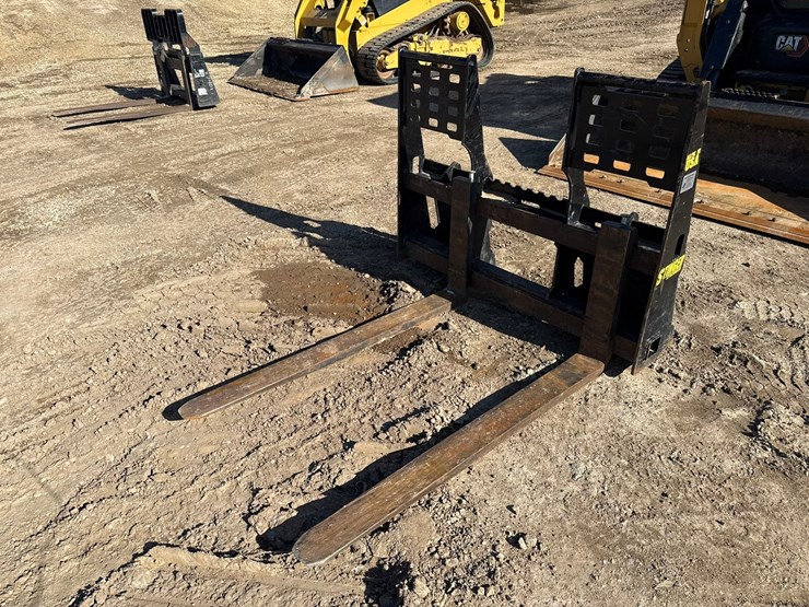 caterpillar-255-image-72