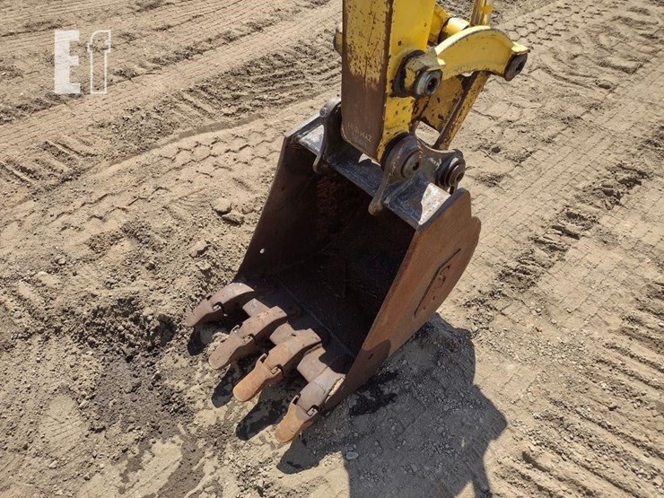 2020-komatsu-pc30mr-5-image-26