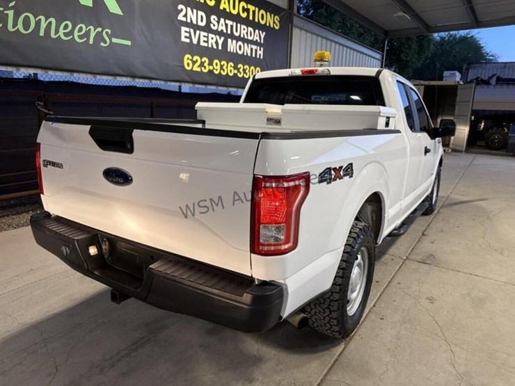 2015-ford-f150-image-8
