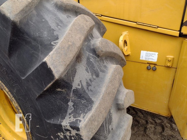 2019-deere-544l-image-14