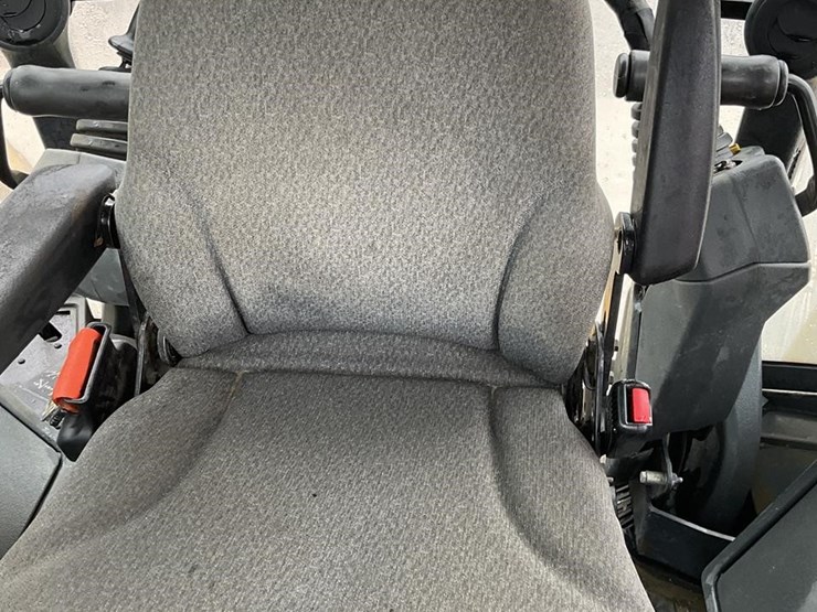 2018-deere-310sl-image-13