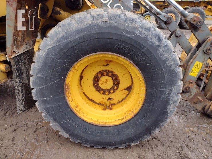 komatsu-wa180-3-image-40