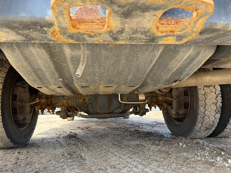 2020-ford-f550-xl-image-56