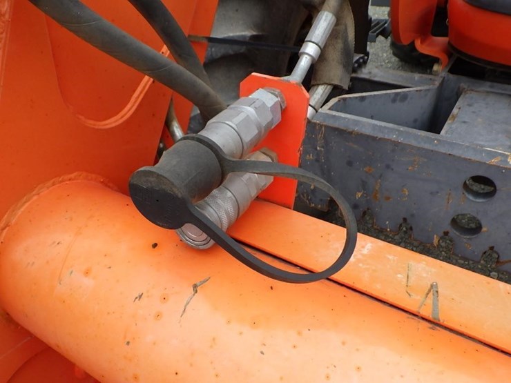 kubota-m126x-image-23