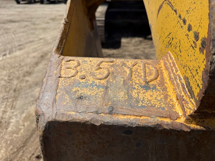 caterpillar-336fl-image-21