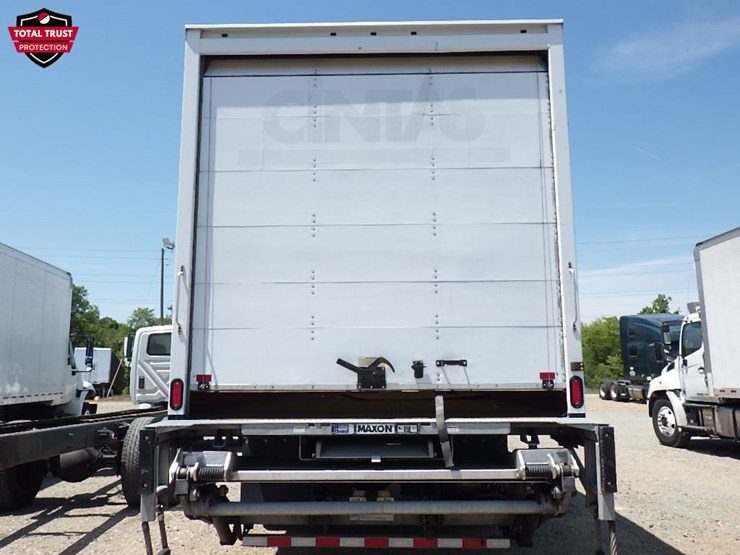 2019-international-durastar-4300-image-8