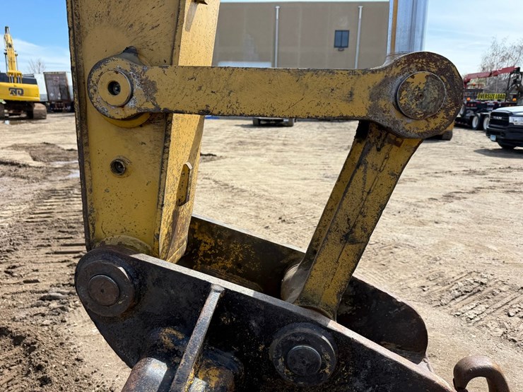 caterpillar-312el-image-17