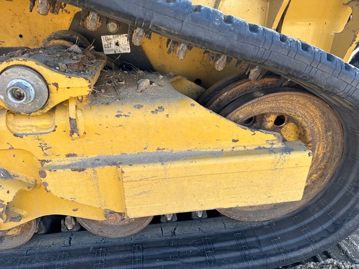 caterpillar-255-image-67