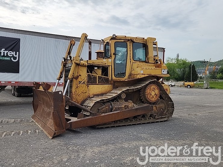 caterpillar-d6h-image-1