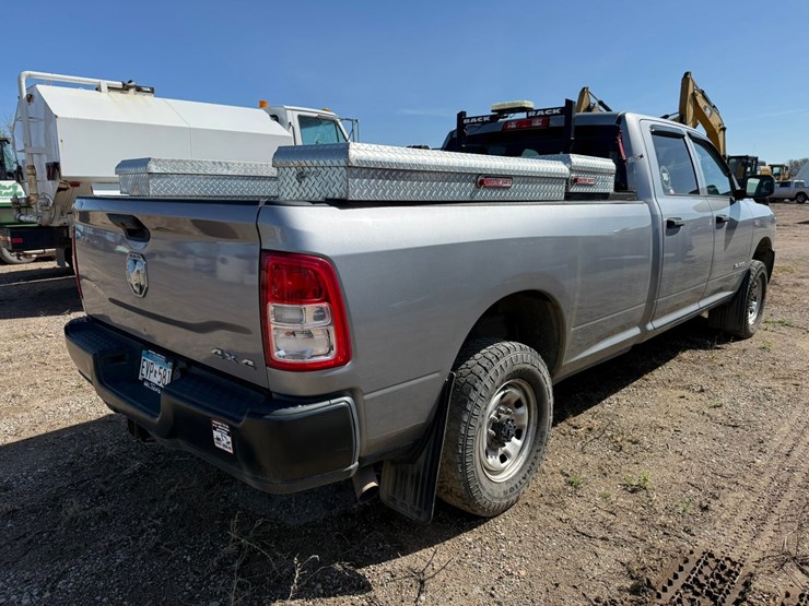 2021-dodge-2500-image-5