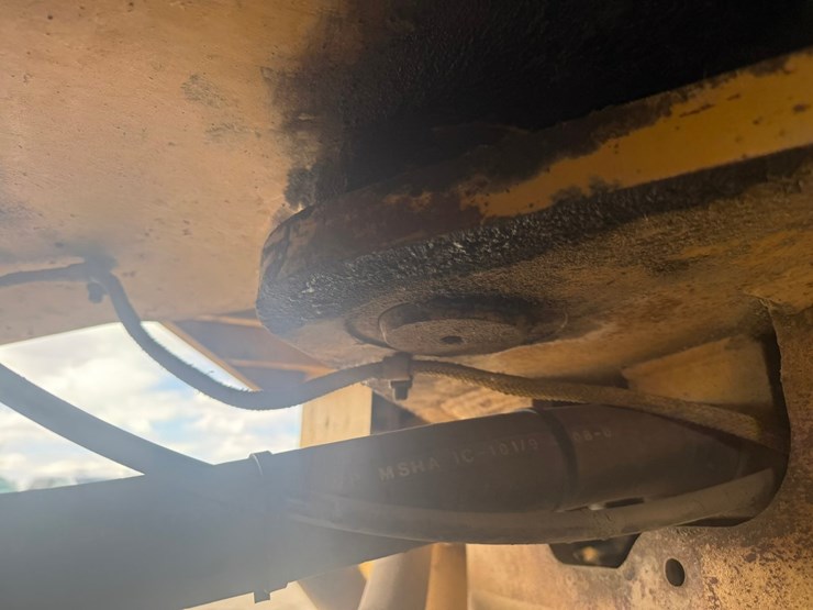 caterpillar-966d-image-65