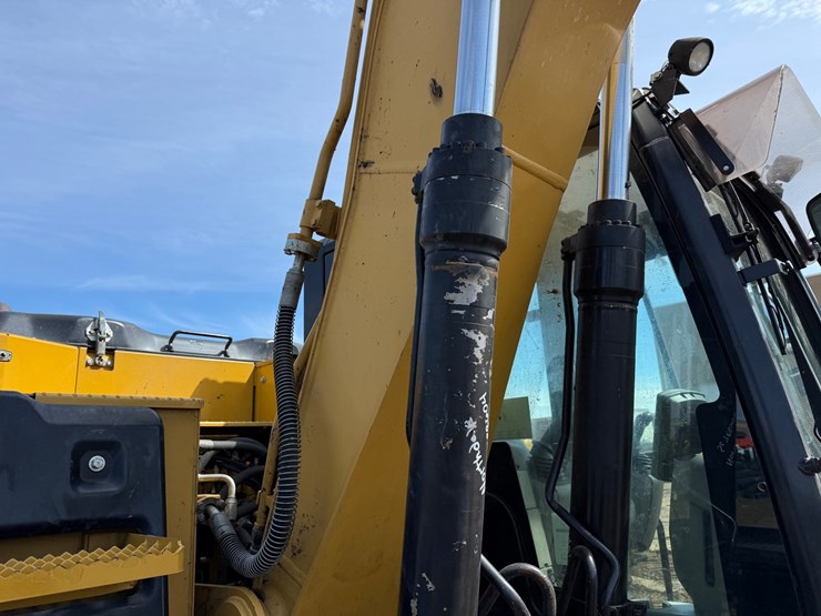 caterpillar-312el-image-22