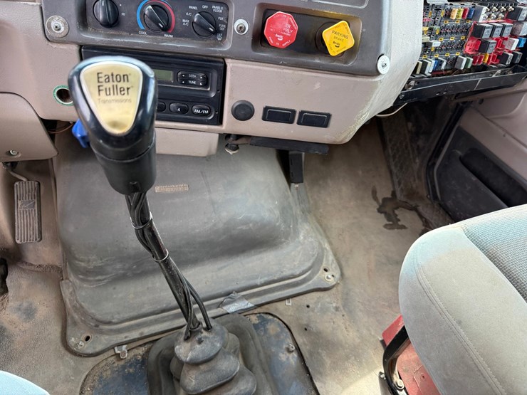 #6443-•-2003-sterling-boom/crane-truck-image-73