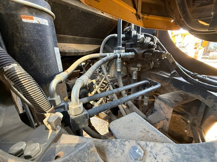 komatsu-wa380-image-74