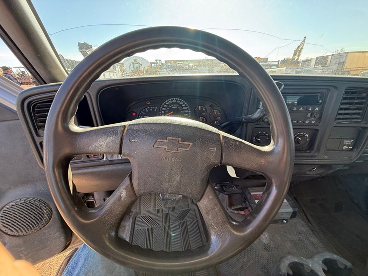 2006-chevrolet-2500-image-44