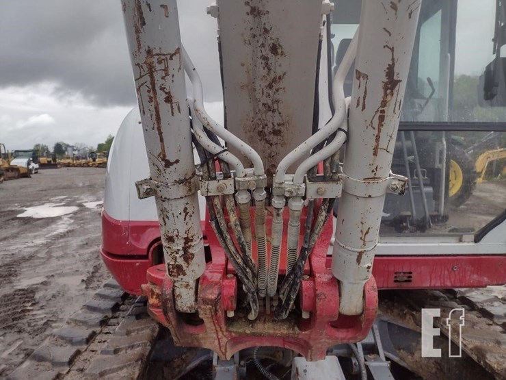 takeuchi-tb290-image-24