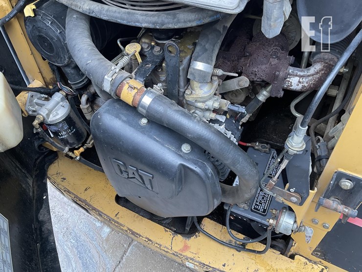 2006-caterpillar-242b-image-16