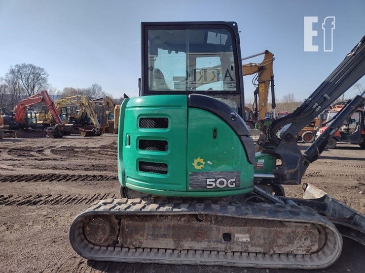 2018-deere-50g-image-28