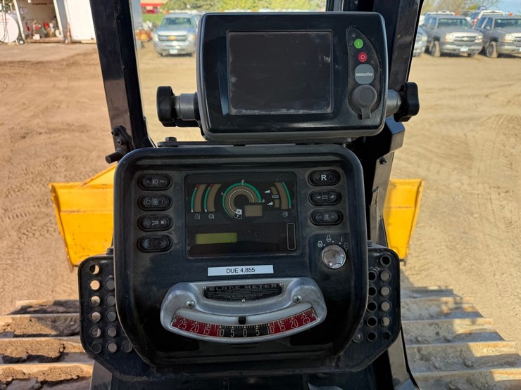 2014-komatsu-d51pxi-image-68