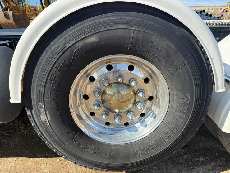 2021-kenworth-t880-image-90