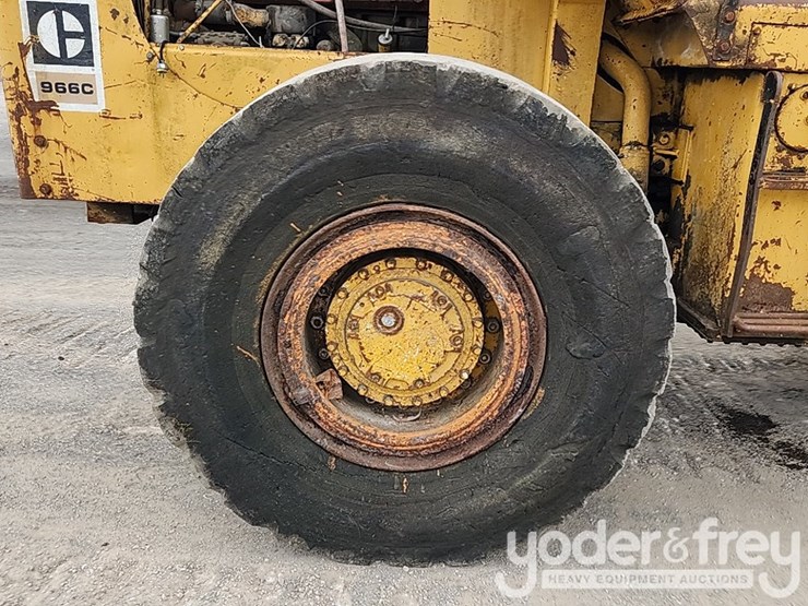 caterpillar-966c-image-11