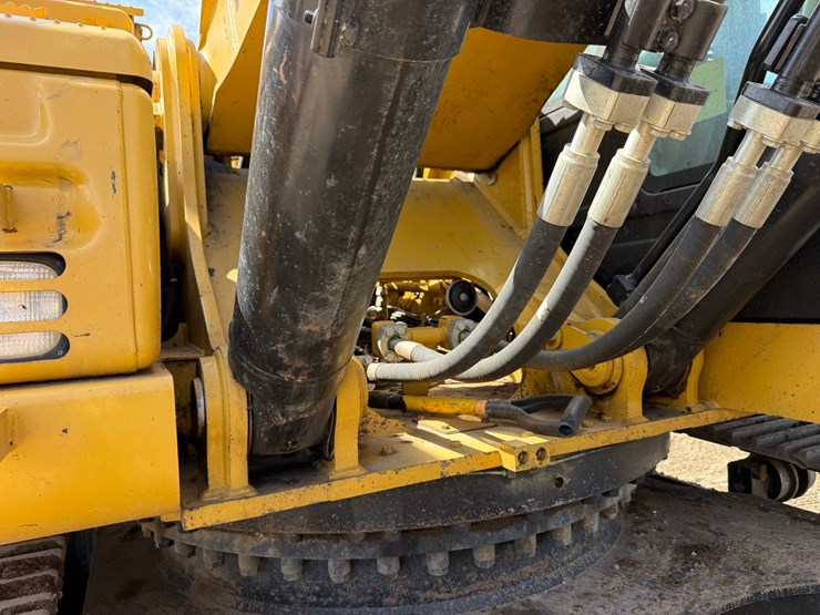 caterpillar-336fl-image-35