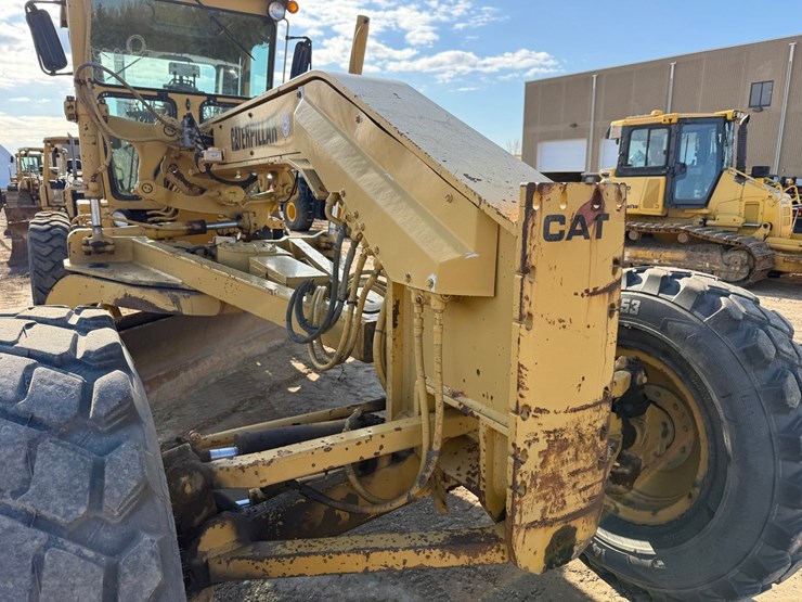 caterpillar-140g-image-9