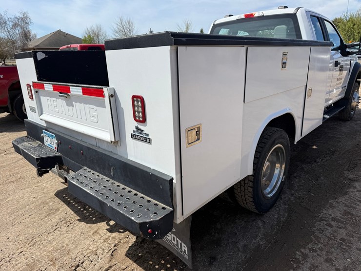 2020-ford-f550-xl-image-28