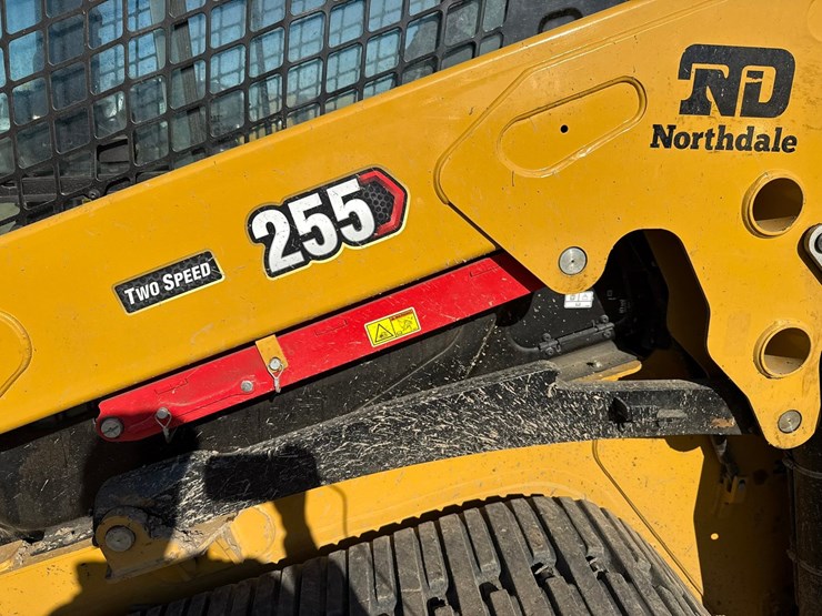 caterpillar-255-image-18