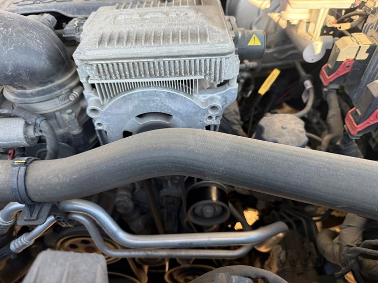 2021-dodge-1500-image-16