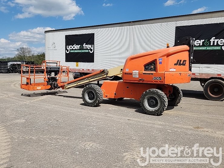 2016-jlg-400s-image-3