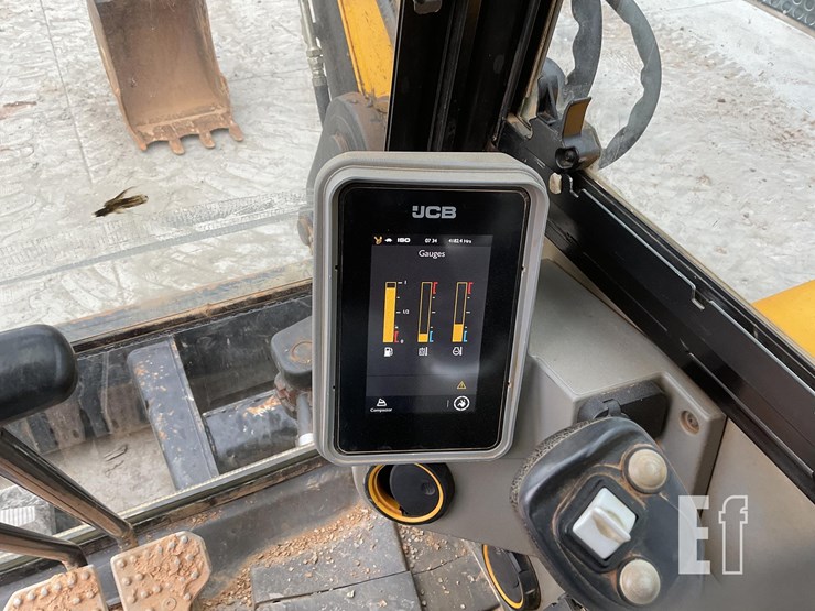 2020-jcb-85z-2-image-18